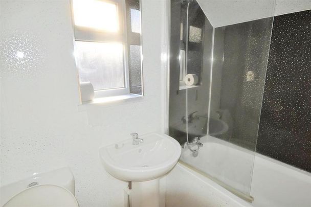 2 bedroom semi-detached house to rent - Photo 1