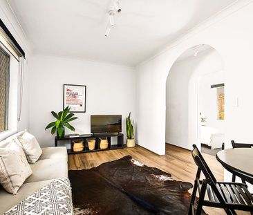 Freshwater, 2/17 Waine Street - Photo 1