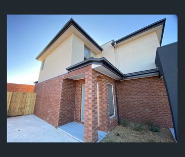 Sleek Modern Near New Two Bedroom Townhouse - Photo 1