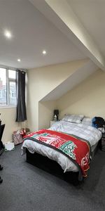 5 bedroom terraced house to rent - Photo 4