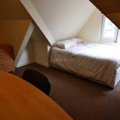 1 bedroom property to rent in Reading - Photo 1