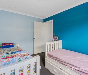 MODERN LIVING IN THE POPULAR MOVIDA ESTATE - Photo 4