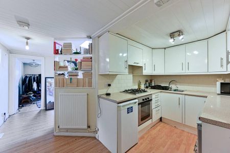 1 bedroom flat to rent - Photo 5