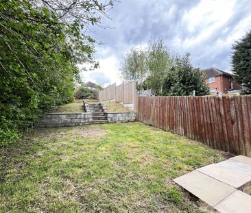 2 bedroom Maisonette to rent - Photo 1