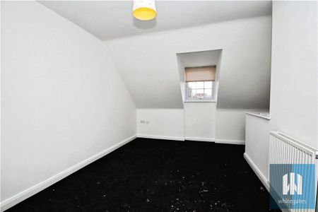 3 bedroom terraced house to rent - Photo 4