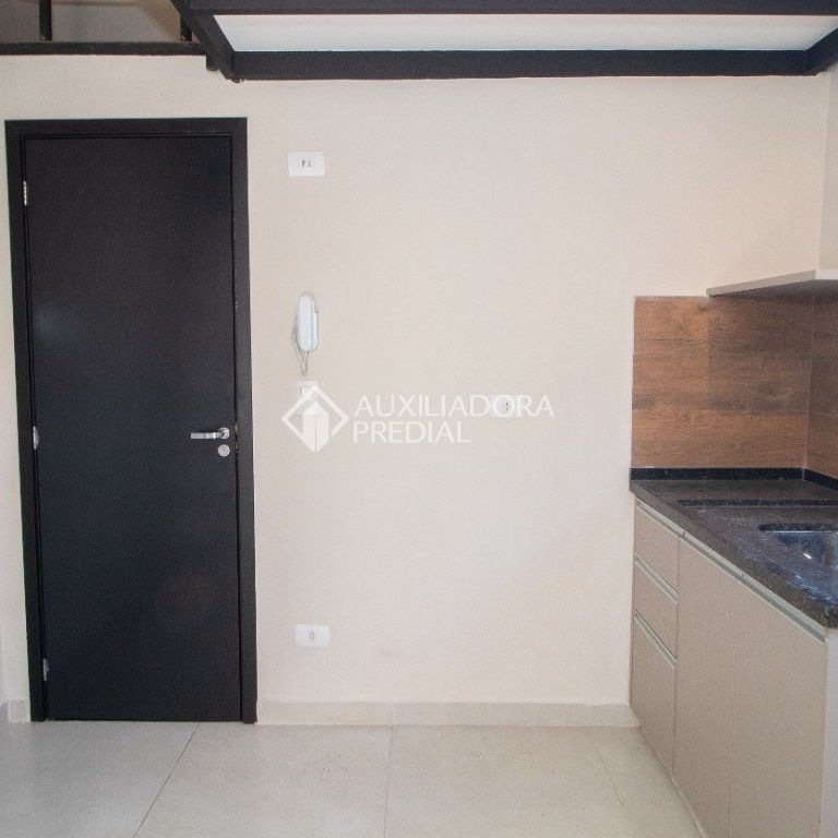 Kitnet com 1 quarto e 20m² para alugar em Bangú, Santo André. - Photo 1