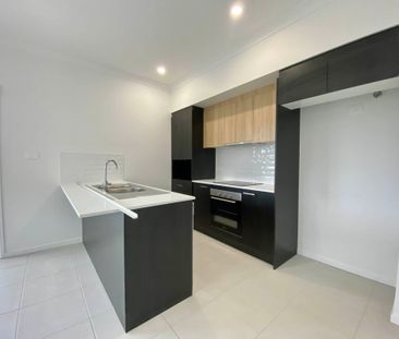 47 Pembroke Avenue, Edgeworth - Photo 3