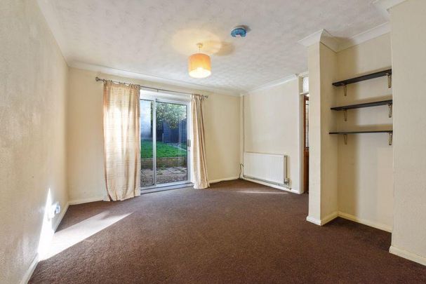 4 bedroom terraced house to rent - Photo 1