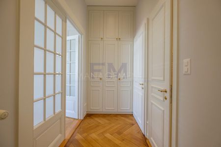 Bd des Tranchées, 9 pièces,en Rez-jardin, env. 310m2 - Foto 2