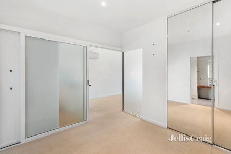 303/166 Wellington Parade, East Melbourne - Photo 2