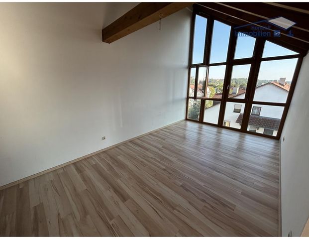 Schicke Galeriewohnung mit traumhaftem Blick über Landsberg! - Photo 1