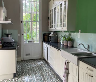 Location Maison 7 pièces 204m² BORDEAUX 33000 - Photo 6