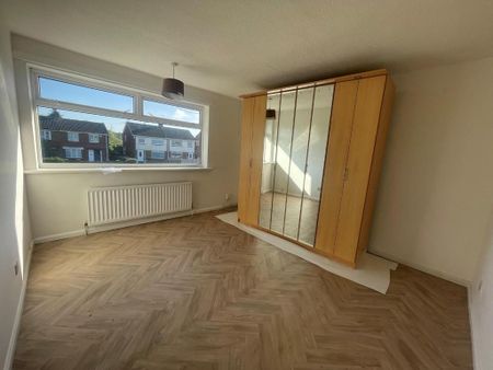 3 bedroom terraced house to rent - Photo 3