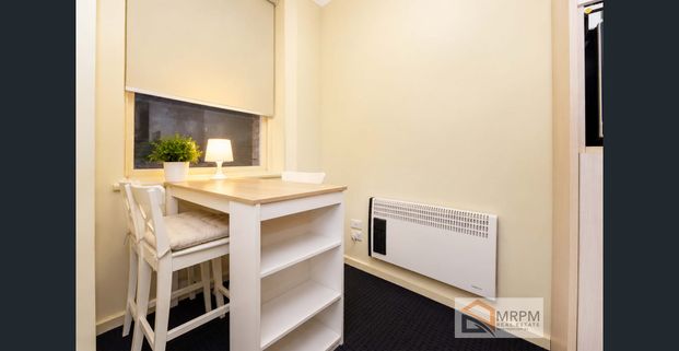 NEW YORK STYLE STUDIO IN THE CBD - Photo 1