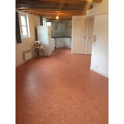 Location Appartement 2 pièces 48m² SAUMUR 49400 - Photo 1