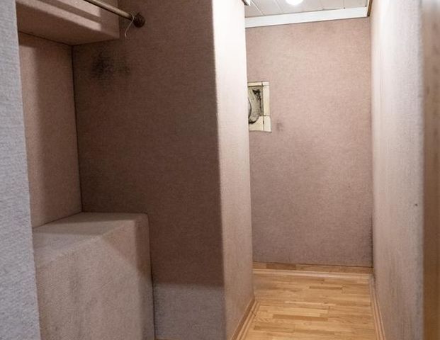 3,5 ZKB Erdgeschoss-Wohnung mit EBK, Kamin, Garage und Sauna - Foto 1