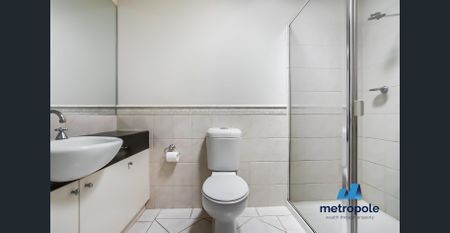 TERRIFIC TOWNHOUSE IN A FAMILY LOCATION - Photo 2