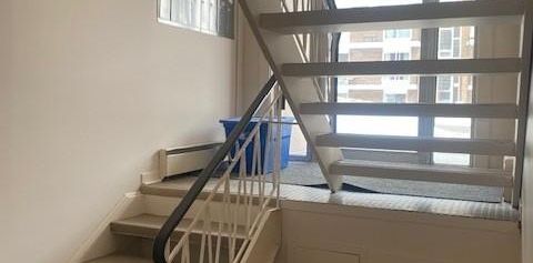 4 1/2 demi sous-sol très bien situé à Ste-Foy disponible le 1e juillet - Photo 2