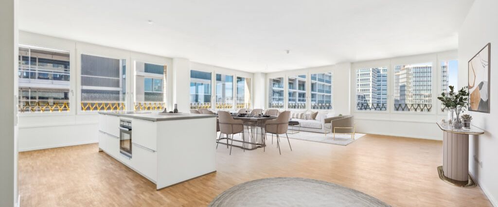 Sky High Living – Exklusive 2-Zimmer-Wohnung mit Dachterrasse im Crown II - Foto 1