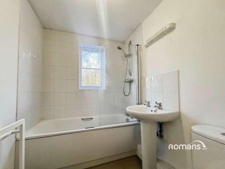 Peatey Court, Princes Gate, High Wycombe, Buckinghamshire, HP13 - Photo 2