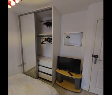 Room in a Shared Flat, Springfield Gardens, G31 - Photo 1