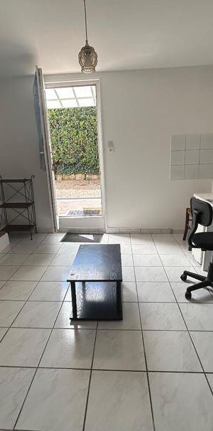 Location Appartement 1 pièce 18m² POITIERS 86000 - Photo 1