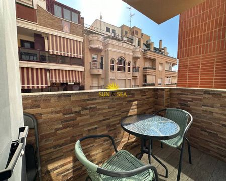 BEAUTIFUL APARTMENT FOR RENT IN THE CENTER OF TORREVIEJA - ALICANTE PROVINCE - Photo 3