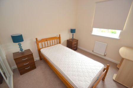 2 bedroom ground floor flat to rent - Photo 4