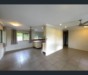 27 Behan Street, Stratford, Qld 4870 - Photo 6