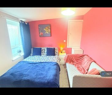 1 bedroom in a house share to rent - Photo 5