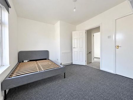 102 Benburb Street, Belfast, BT12 6JJ - Photo 3