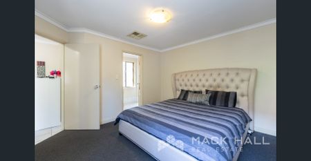 SPACIOUS FOUR BEDROOM FAMILY HOME - Photo 3