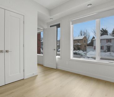 For Lease - 137 Marquette Avenue Unit# 3, Vanier and Kingsview Park... - Photo 2