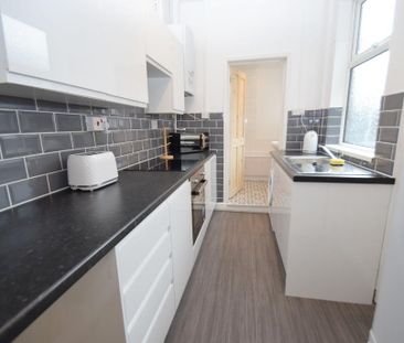 3 bedroom house share to rent - Photo 1