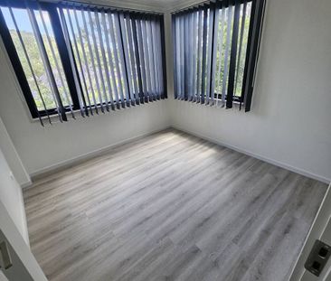 Modern Two Bed Two Bathroom Unit in Mount Gravatt East - Photo 3