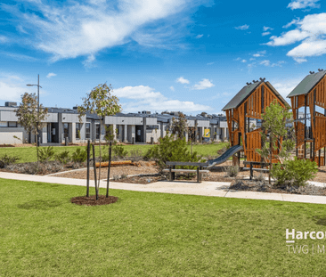 Low-Maintenance 2-Bedroom Home Facing the Park in Thornhill Park - Photo 6