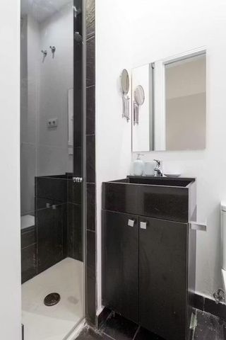 Calle de Preciados, Madrid, Community of Madrid 28013 - Photo 4