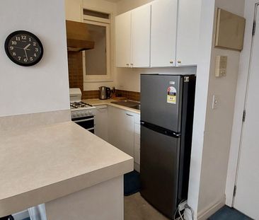 Pembridge, Fully Furnished Economy living! - Photo 5
