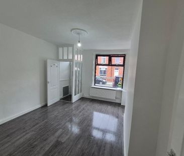 Cecilia Street - Photo 5