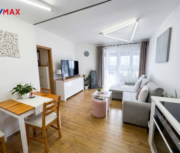 Pronájem bytu 2+kk v osobním vlastnictví 44 m², Klecany - Photo 2