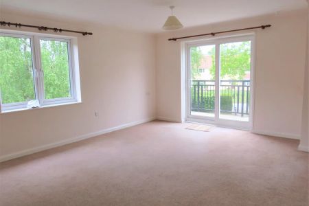 East Barton Road, Great Barton, BURY ST. EDMUNDS - Photo 5