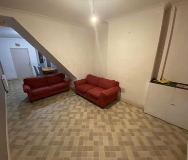 2 Bed Terraced House, Bonchurch St, LE3 - Photo 5