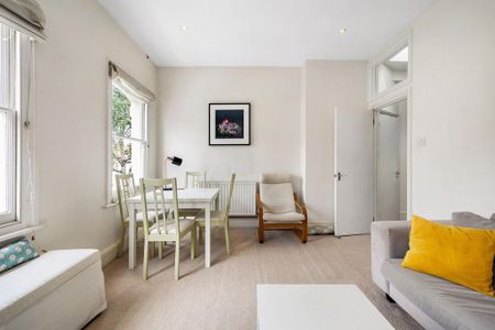2 bedroom flat to rent - Photo 4