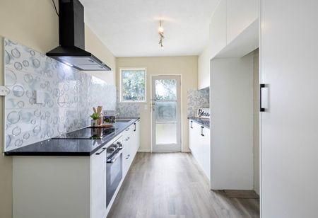 Unit 3, 13 Hill Road, Hill Park, Auckland - Photo 4