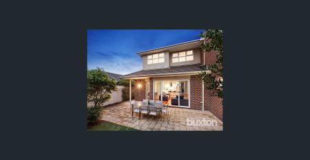 EFFORTLESS FAMILY HOME - Photo 4