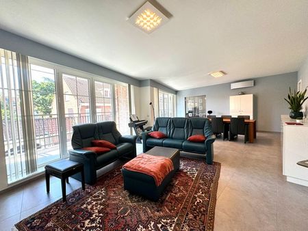 Appartement te huur - Foto 3