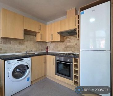 2 bedroom flat to rent - Photo 6