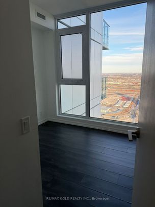 For Lease - 7890 Jane Street Unit# 5212, Vaughan, Ontario - Photo 1