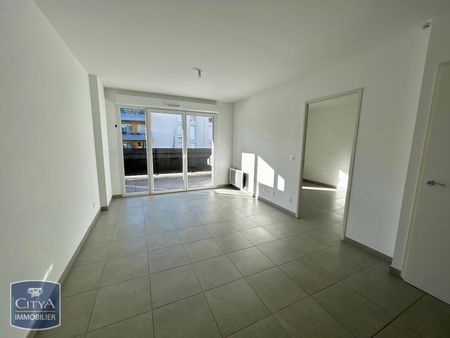 Location Appartement 2 pièces 40m² MARIGNANE 13700 - Photo 2