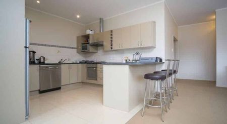 5 generous bedrooms – perfect for large or extended families - Photo 2